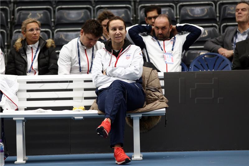 FED Cup: Hrvatska protiv Mađarske, Lukas - Nagy