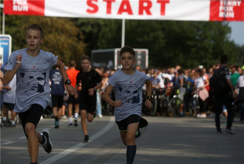 Terry Fox Run donation presented to Rudjer Boskovic Institute for cancer research