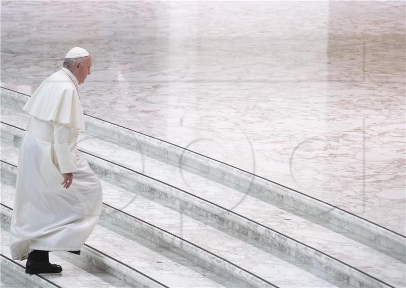 Papa pozvao da se iskorijene uzroci trgovine ljudima i da se zaštite žrtve 