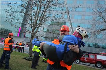 Tri četvrtine građana za žurne pozive koristi broj 112