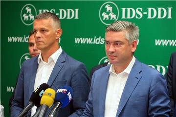 Flego: Tajanijeve izjave su opasne i sramotne; IDS: No passaran