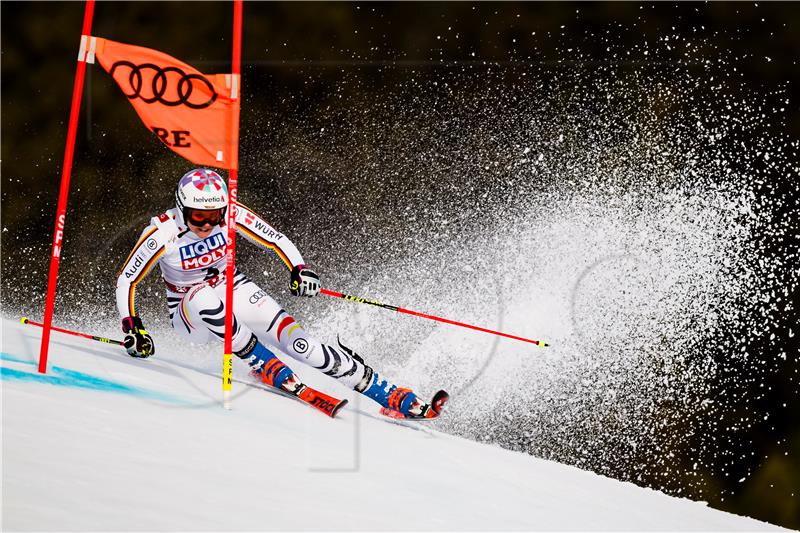 SP skijanje: Rebensburg najbrža u prvoj vožnji veleslaloma