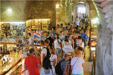 Splitsko-dalmatinska županija za promociju i turističke manifestacije izdvaja 400 tisuća kuna