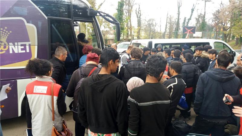 Five Afghans with suspected terrorist ties discovered among illegal migrants in Bosnia