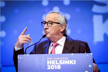 Mađarska vladajuća stranka ne pripada europskom desnom centru, smatra Juncker