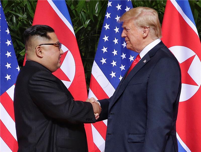 Trump kaže da Kim mora učiniti nešto značajno za ukidanje sankcija