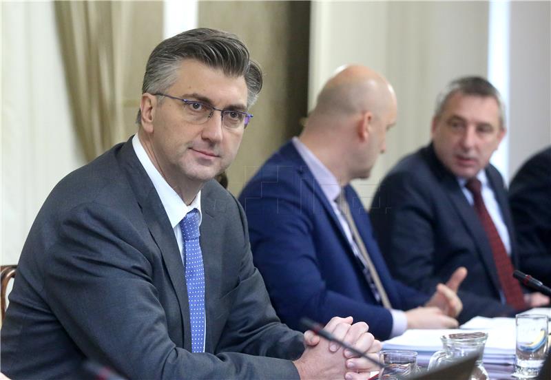 Plenković zgrožen činom muškarca koji je bacio četvero djece s prvog kata