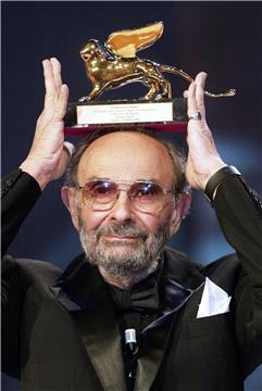 (FILE) ITALY OBIT STANLEY DONEN