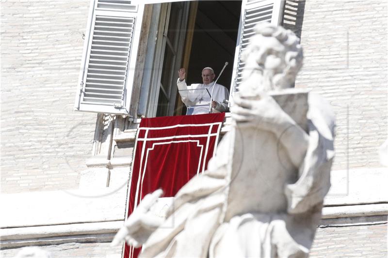 VATICAN CHURCHES ANGELUS