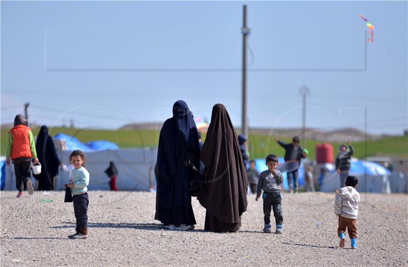 SYRIA WIVES OF IS FIGHTERS IN ROJ CAMP