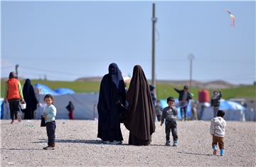 SYRIA WIVES OF IS FIGHTERS IN ROJ CAMP