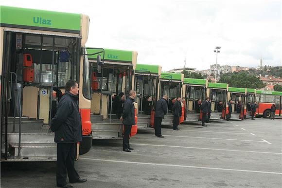 Riječko Gradsko vijeće: Autotroleju potrebni novi autobusi, a vozačima veće plaće 