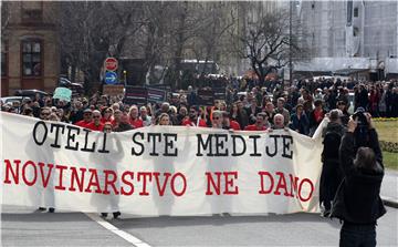 Prosvjed "Oteli ste medije, novinarstvo ne damo!"