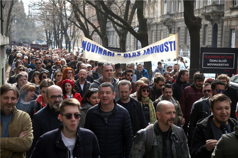 Prosvjed "Oteli ste medije, novinarstvo ne damo!"