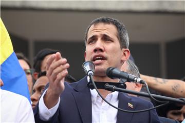 Guaido pozvao na pooštrenje sankcija Madurovoj vladi