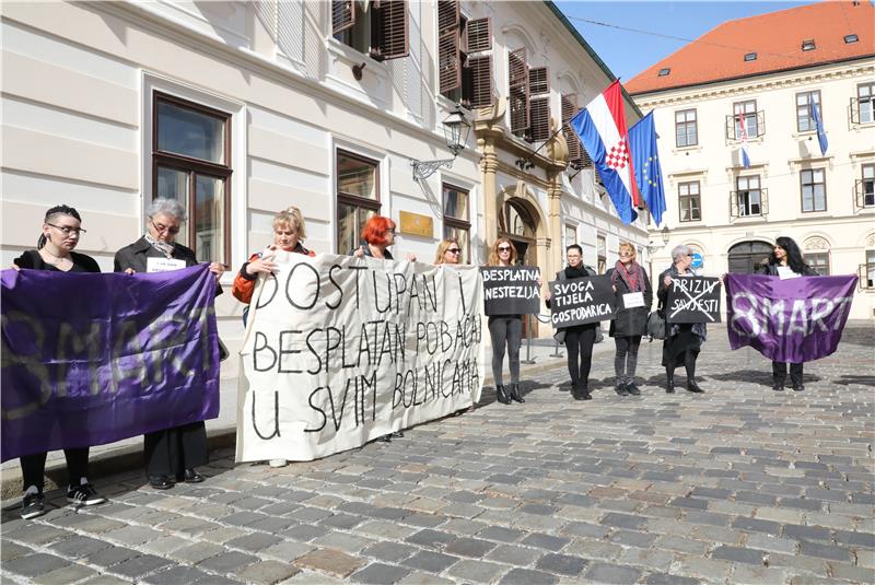 Protest Ženske mreže "Tražimo siguran i besplatan pobačaj u svim bolnicama!"