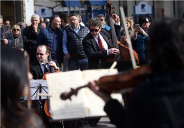 Koncert Zagrebačkih solista u centru Zagreba