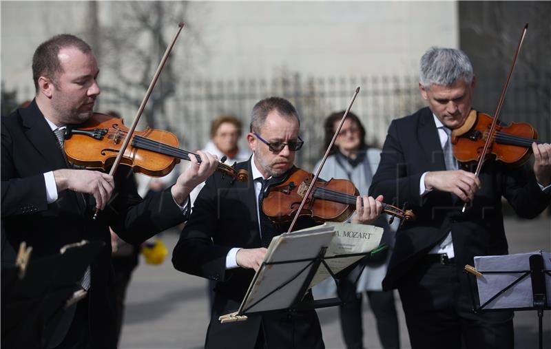 Koncert Zagrebačkih solista u centru Zagreba