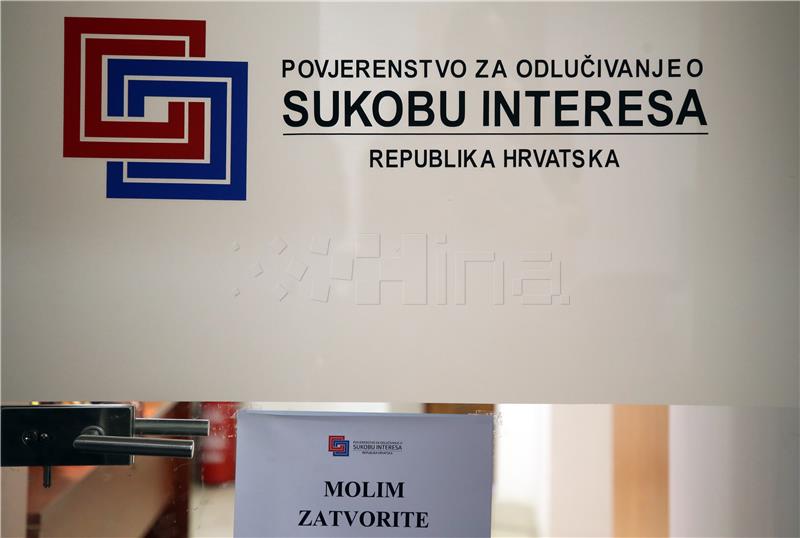 Povjerenstvo za odlučivanje o sukobu interesa 'otvorilo predmete' protiv zastupnika Lackovića i Kustića