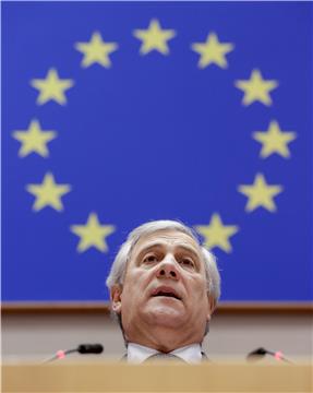 Tajani se ispričao "svima uvrijeđenima" zbog pohvale Mussolinija