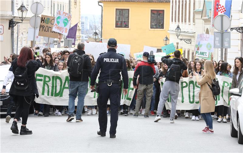 Globalni prosvjed učenika pod nazivom "Petkom za budućnost"