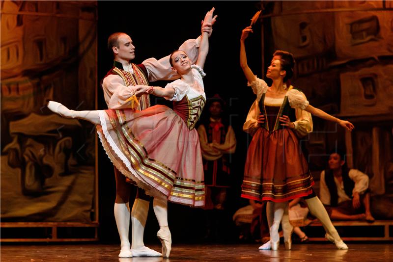 balet coppelia