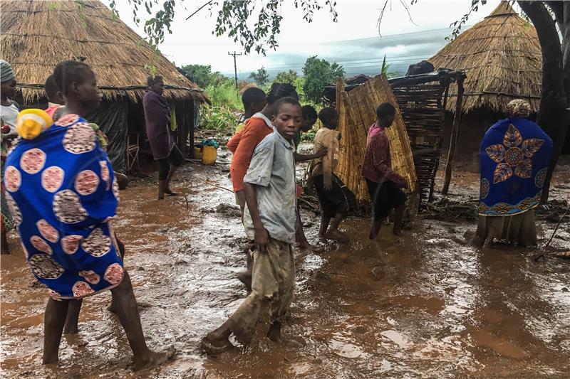 Strahuje se da je tisuću ljudi poginulo u ciklonu u Mozambiku  