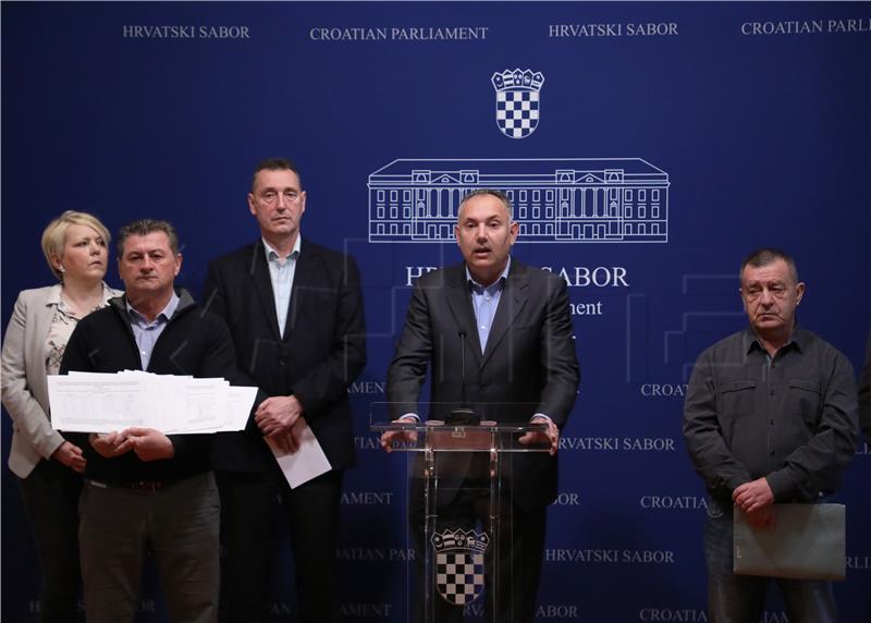 Konferencija za medije kluba zastupnika Mosta