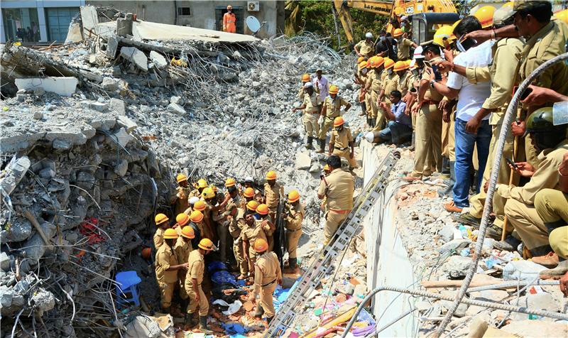 INDIA BUILDING COLLAPSE