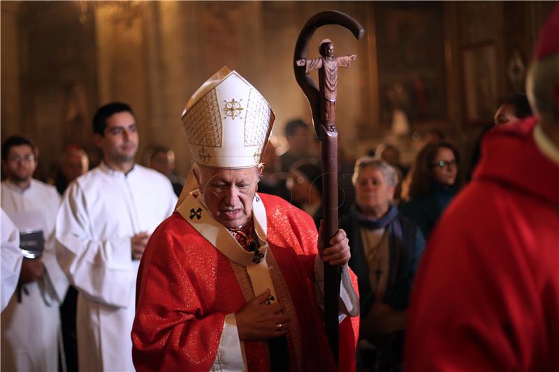 Papa prihvatio ostavku čileanskog kardinala Ricarda Ezzatija 