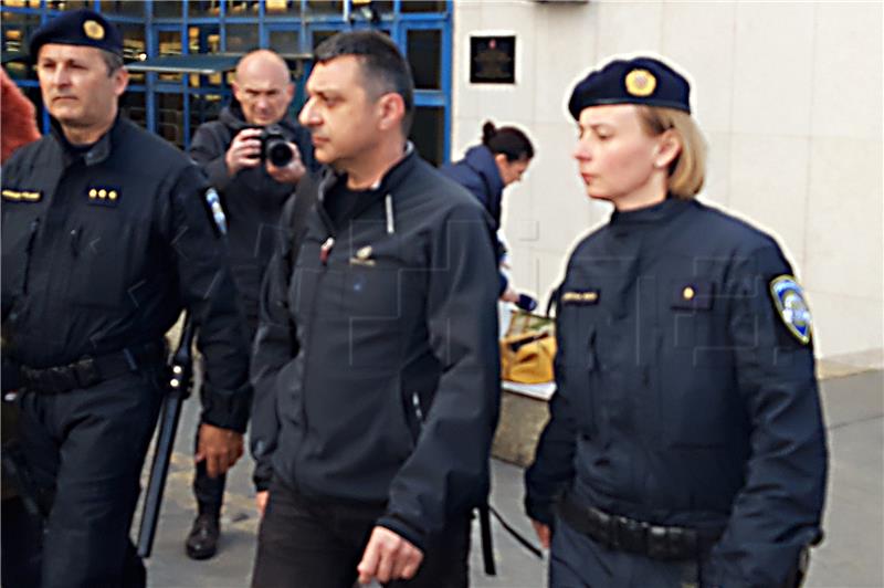 Rossanda dovezen u Policijsku upravu primorsko-goransku u Rijeci