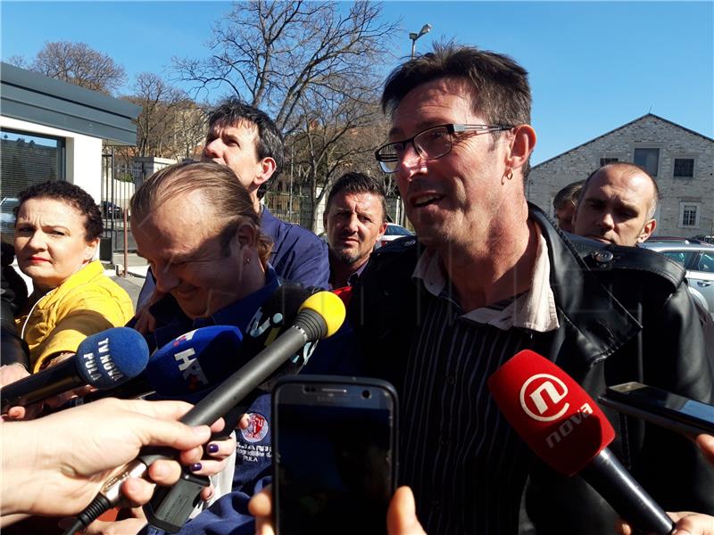 Uljanik workers and unionists head to Zagreb to meet president