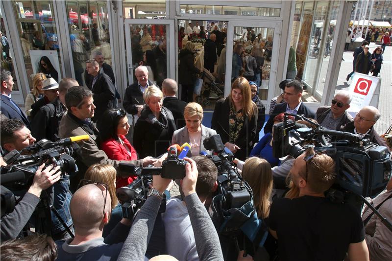 Predsjednica Kolinda Grabar-Kitarović na sajmu "Hrvatski otočni proizvod"