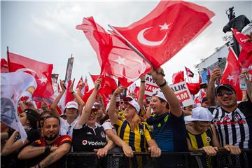 Turska vladajuća AKP i oporbena CHP obje objavile pobjedu u Istanbulu