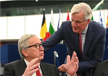 Barnier kaže da je brexit bez sporazuma sve izgledniji; preostale tri opcije