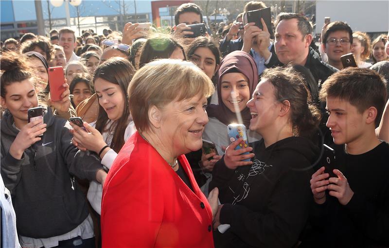 GERMANY MERKEL SCHOOL