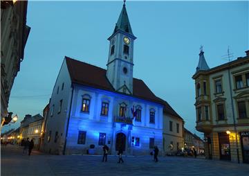 Varaždinska Gradska vijećnica u plavom na Svjetski dan svjesnosti o autizmu