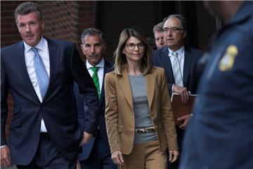 USA COLLEGE ADMISSIONS SCANDAL