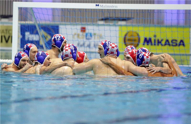 Polufinale završnice vaterpolskog Europa Kupa, Španjolska - Hrvatska