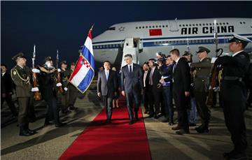 Chinese PM arrives in Zagreb to strengthen modern Silk Road