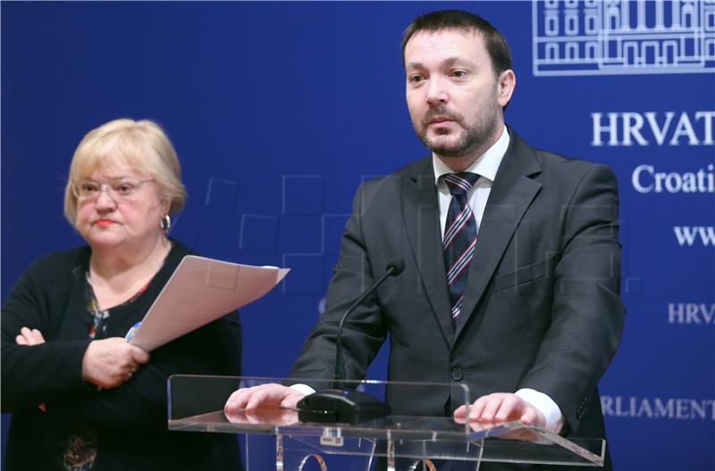 Konferencija za medije Kluba zastupnika GLAS-HSU-a i Kluba zastupnika SDP-a