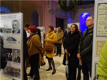 U Varaždinu otvorena izložba „Židovi i Zagreb“