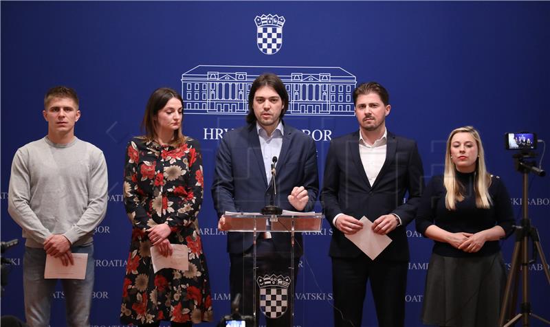 Konferencija za medije Kluba zastupnika Živog zida i SNAGA-e