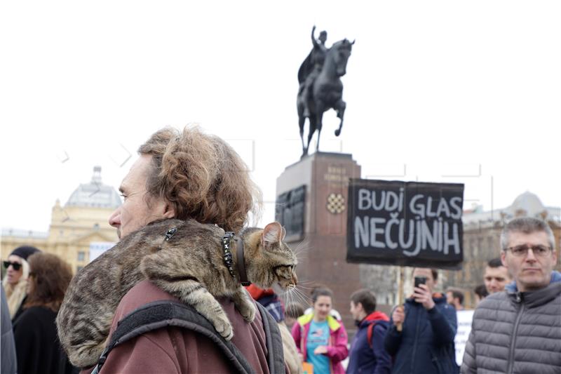 Udruga Prijatelji životinja i Udruga Pobjede organizirali treći Marš za životinje