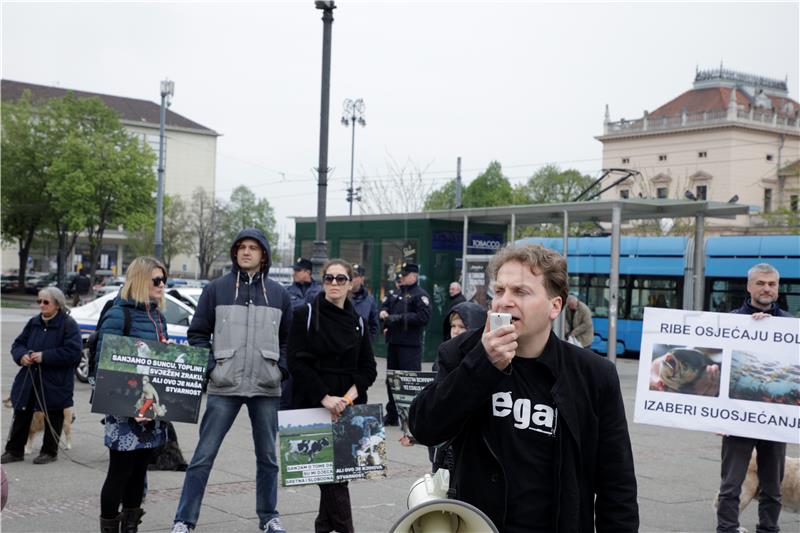 Udruga Prijatelji životinja i Udruga Pobjede organizirali treći Marš za životinje