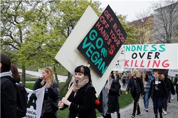 Udruga Prijatelji životinja i Udruga Pobjede organizirali treći Marš za životinje