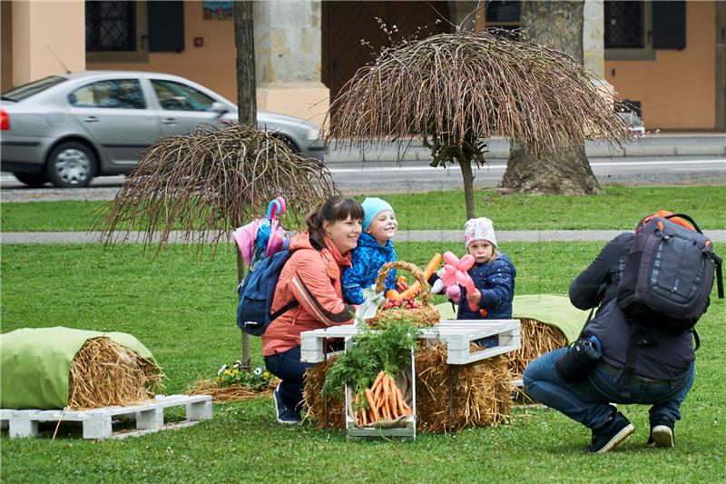 U Bjelovaru započela preduskrsna manifestacija Pisanicom do Uskrsa