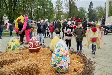 U Bjelovaru započela preduskrsna manifestacija Pisanicom do Uskrsa