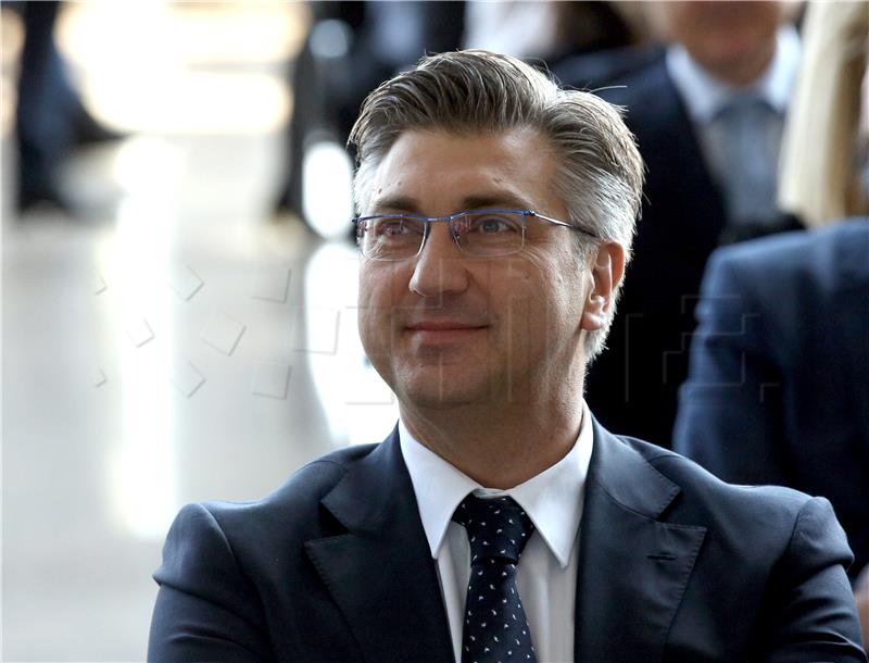 Plenković: Nisam se čuo s Brkićem, Žalac radi svoj posao