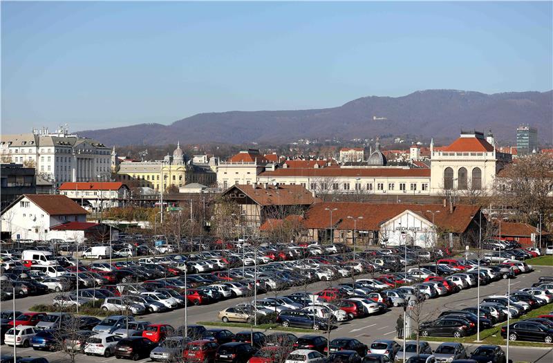 Velika izložba učenika Škole primijenjene umjetnosti i dizajna u Gradskoj knjižnici 